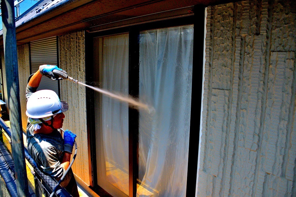 窓の高圧洗浄