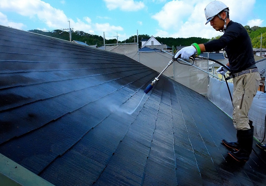 カラーベスト屋根の高圧洗浄