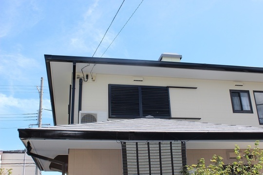 外壁22-85Ｃ、19-65Ｄ・屋根Ｎ-50ガイナ塗装施工例 - 西宮市で屋根