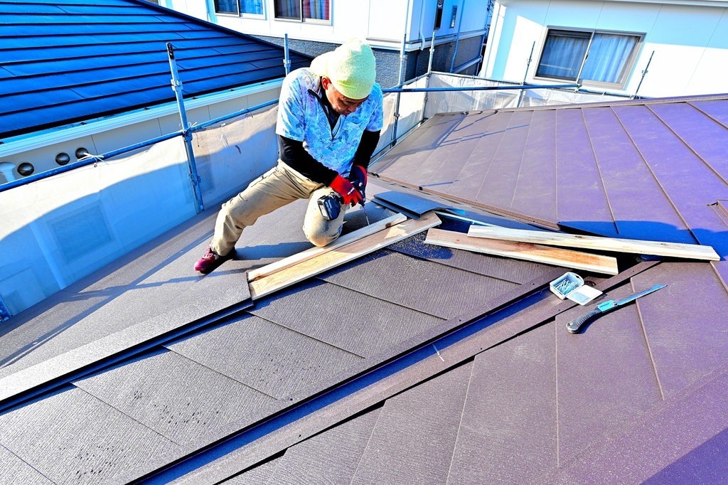 棟貫板・板金施工