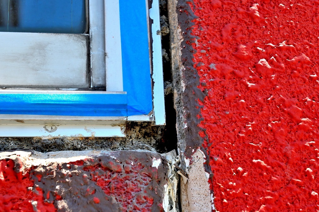 窓周りシール撤去後