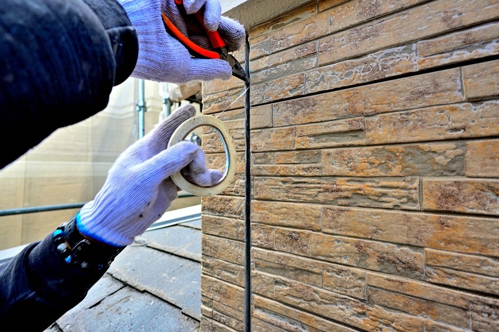 ボンドブレーカー貼付