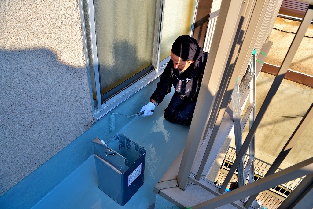 立ち上がりウレタン2回目の塗布