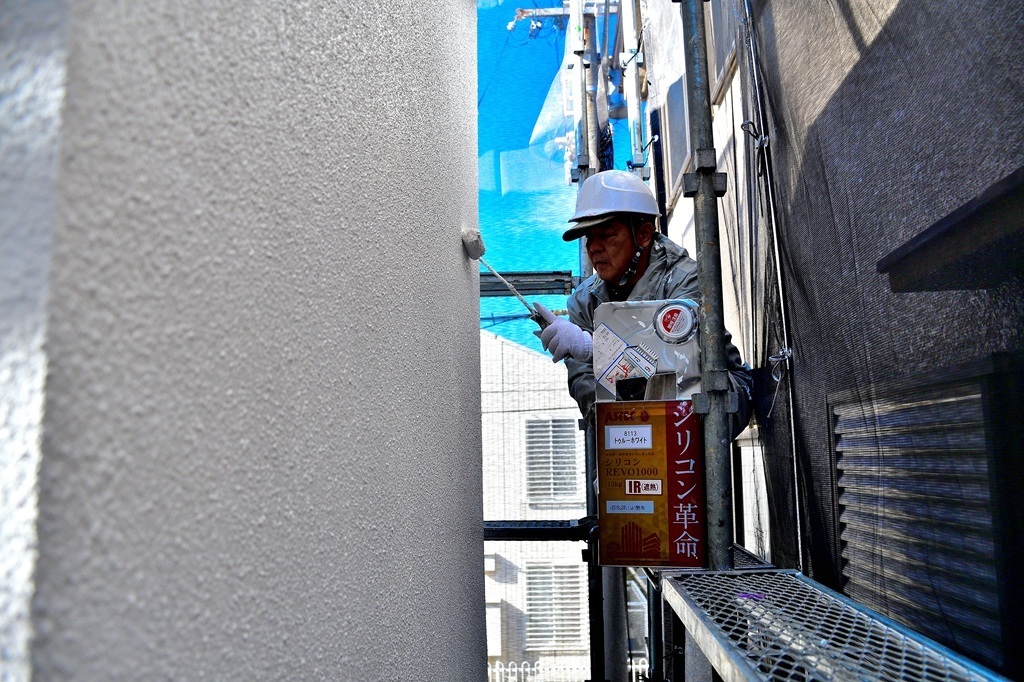 遮熱シリコンREVO