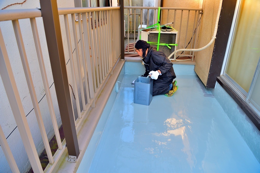 立ち上がりウレタン2回目の塗布