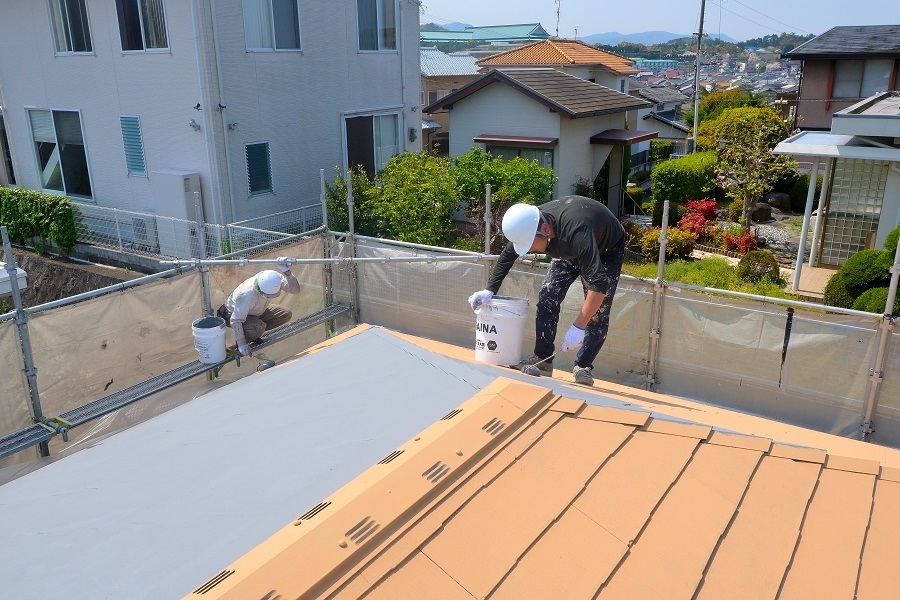 2回目のガイナ屋根塗装