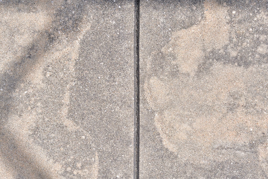 誘発目地クラック