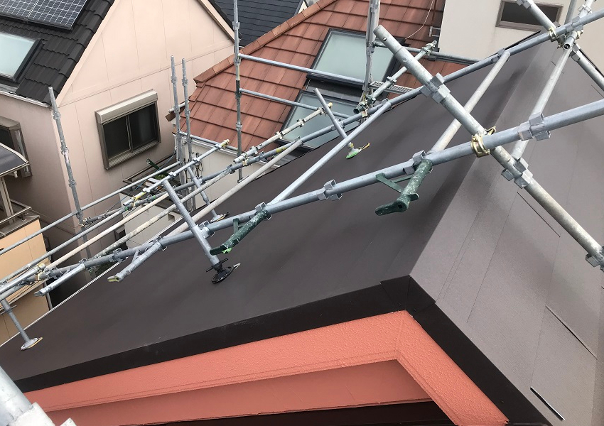 スーパーガルテクト葺き替え