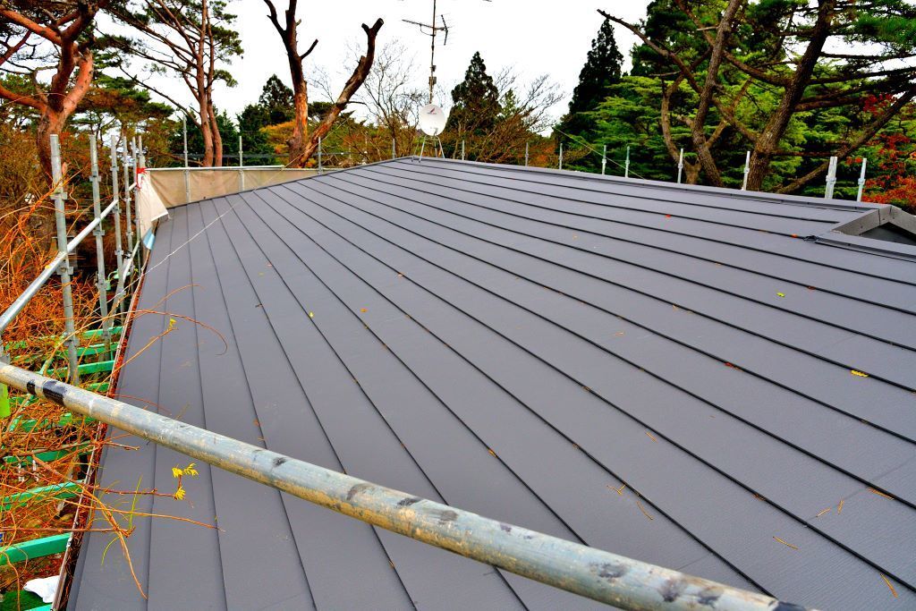 屋根のカバー工法完成