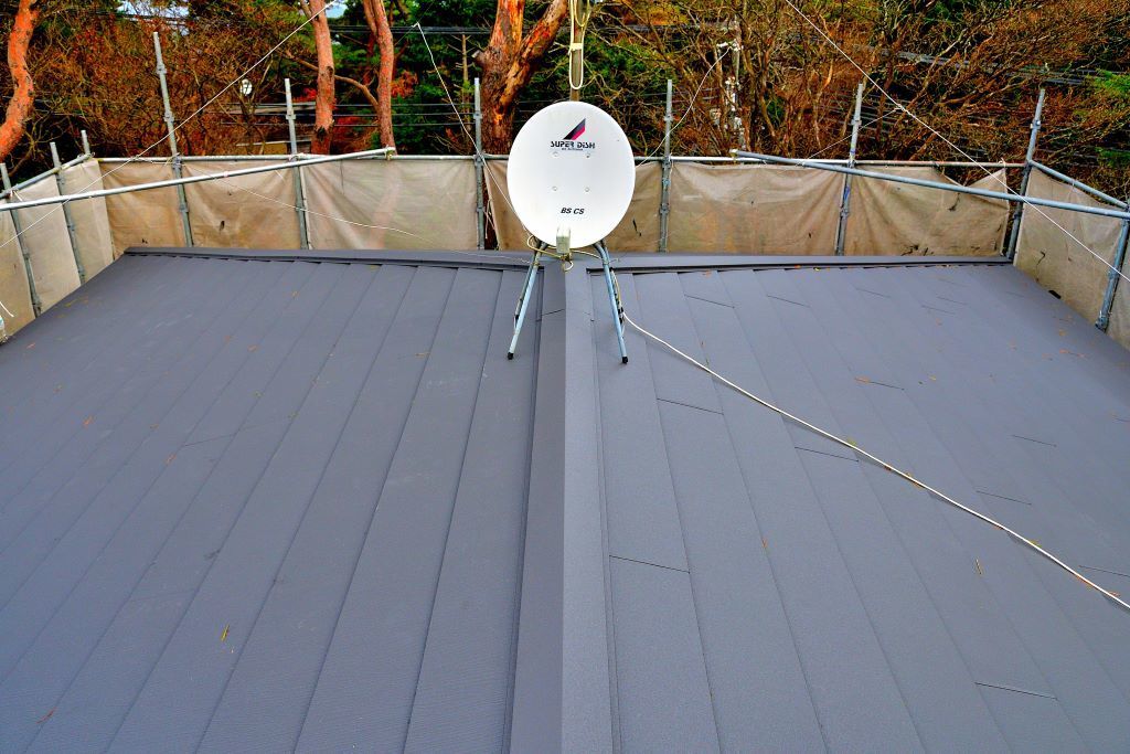 屋根のカバー工法完成