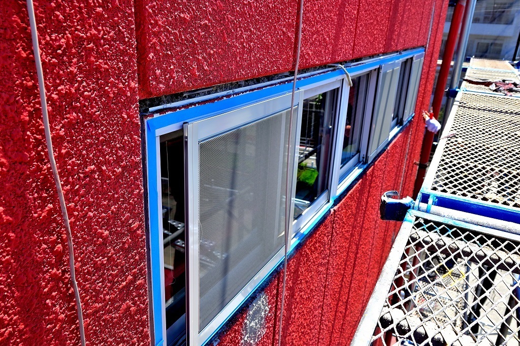 窓周りシール撤去後