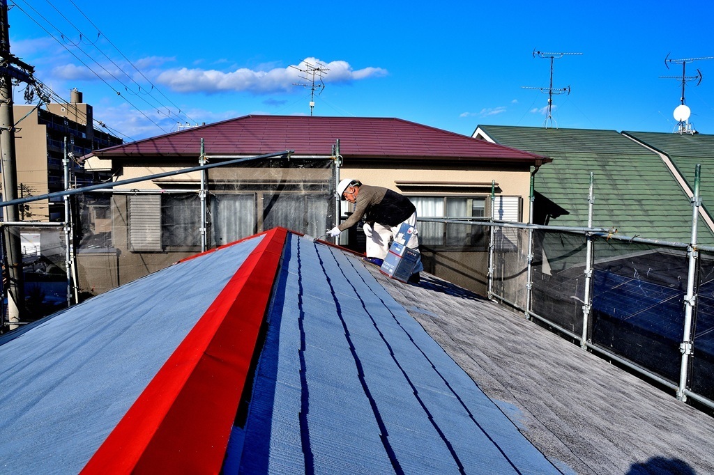 屋根シーラー塗装1回目