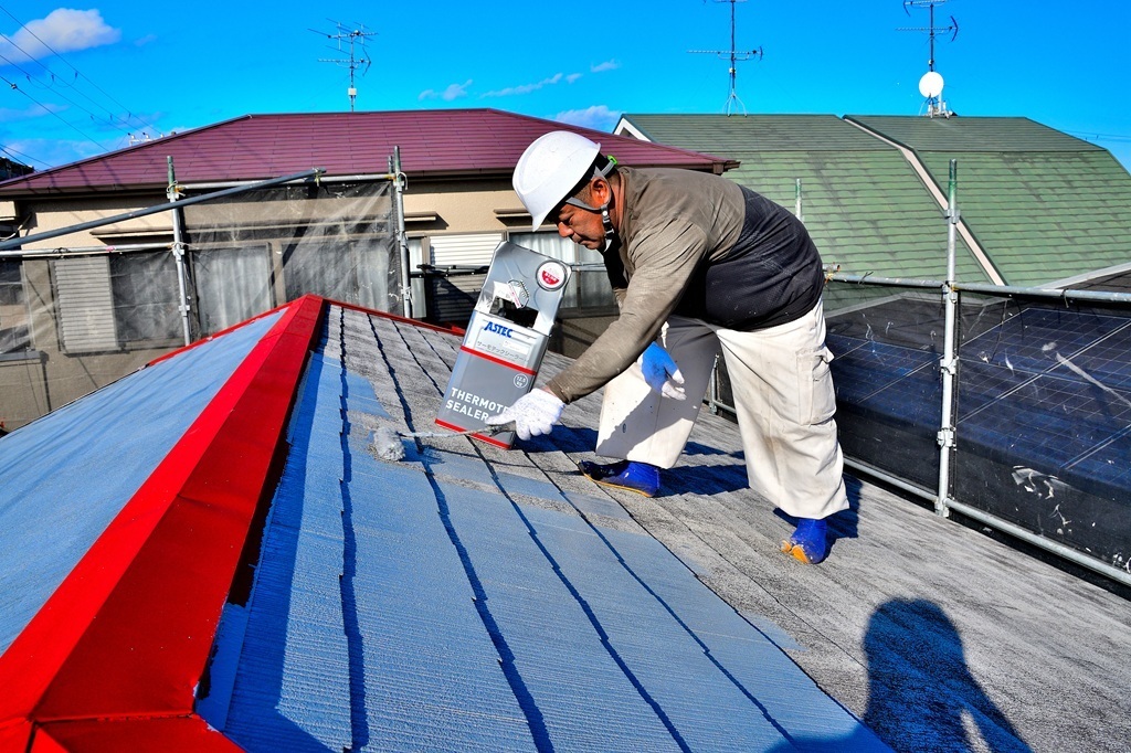 屋根シーラー塗装1回目